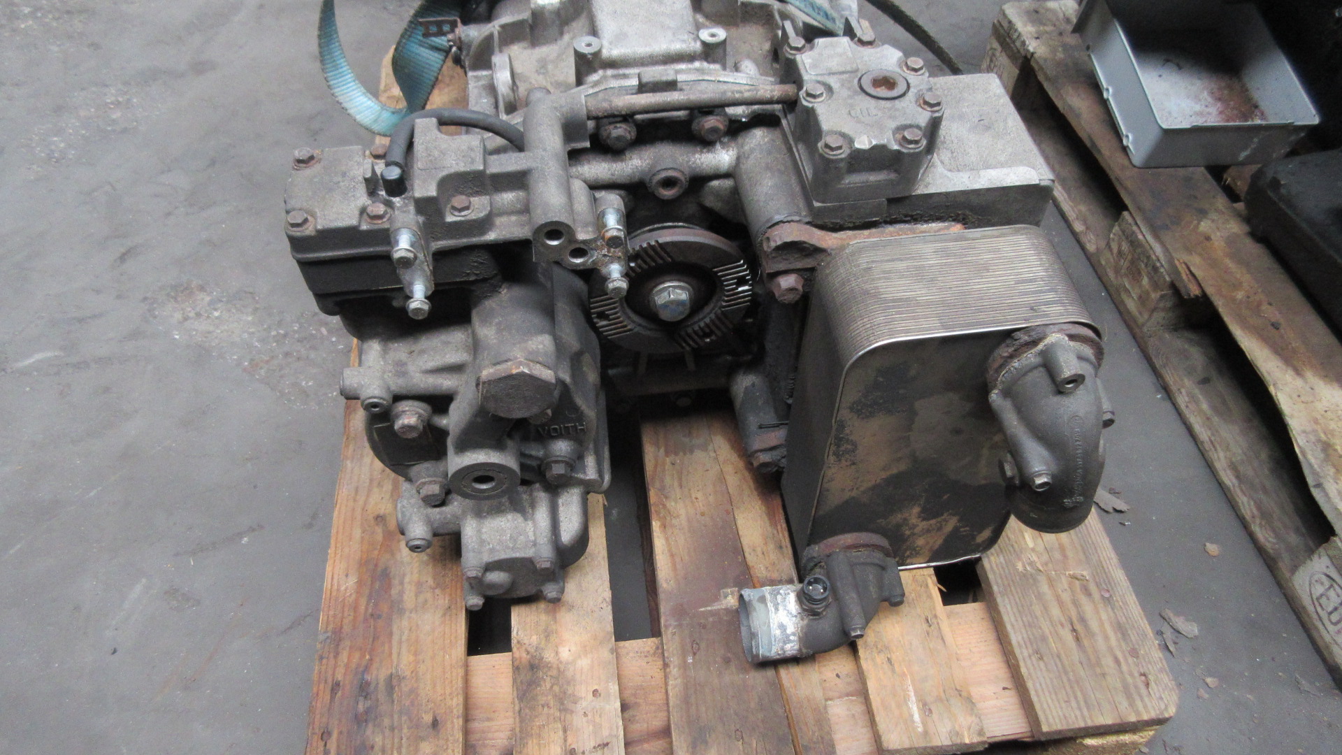 Voith retarder расположение датчиков Retarder VR 115 E, A6564300795/002, für Mercedes GO 240 - 8 - BusweltBusErsatzte