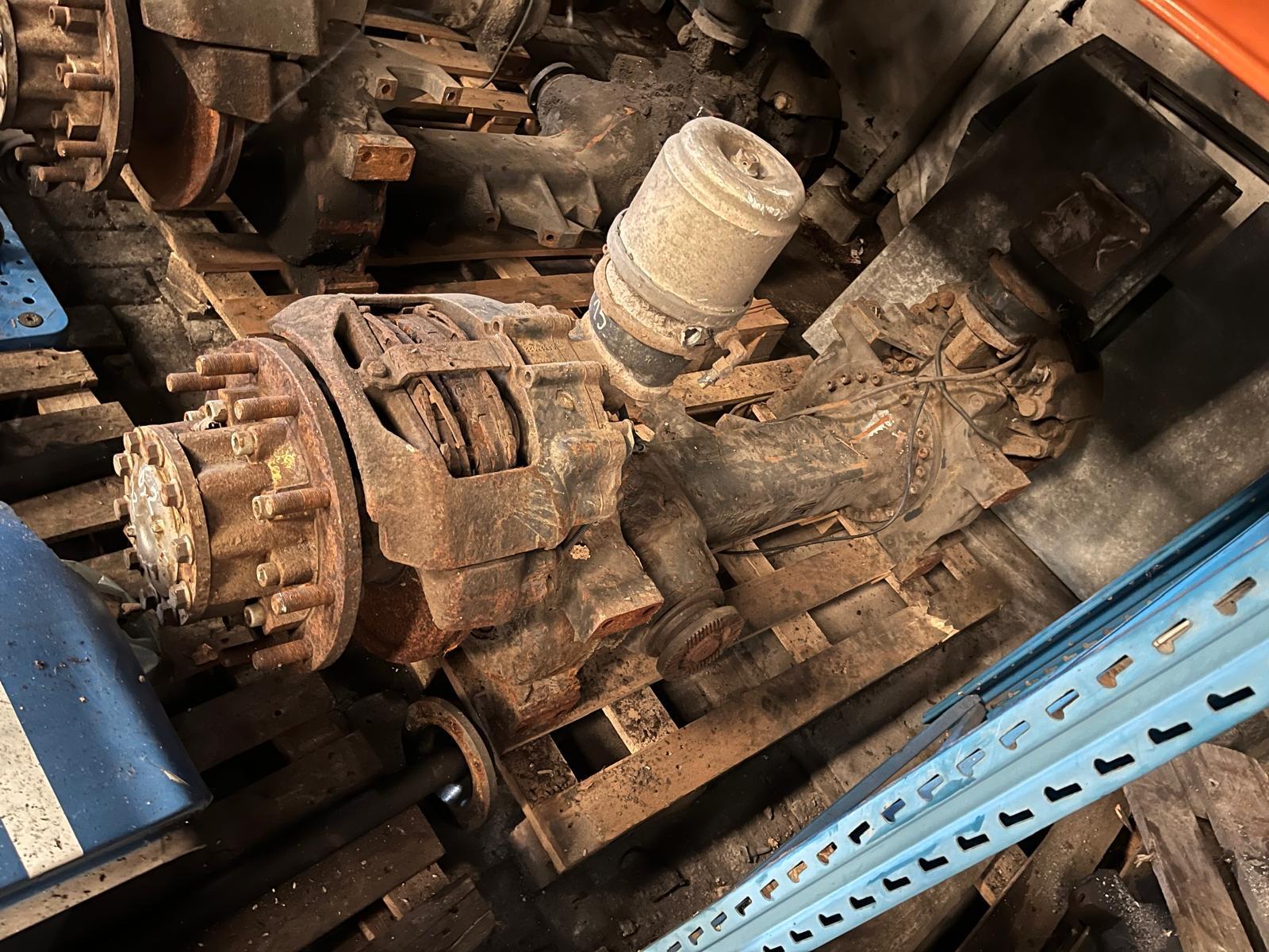 10081_Hinterachse ZF 132_90 6,2_1