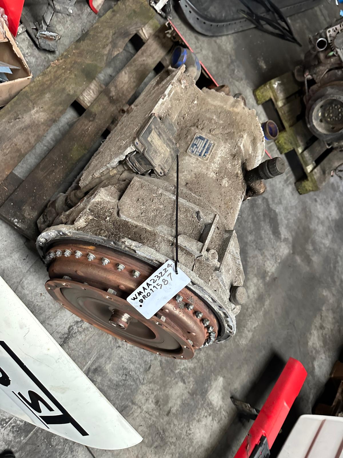 ZF Ecolife 6AP2000B aus MAN A23 von 2013 mit ca 955.000 (1)